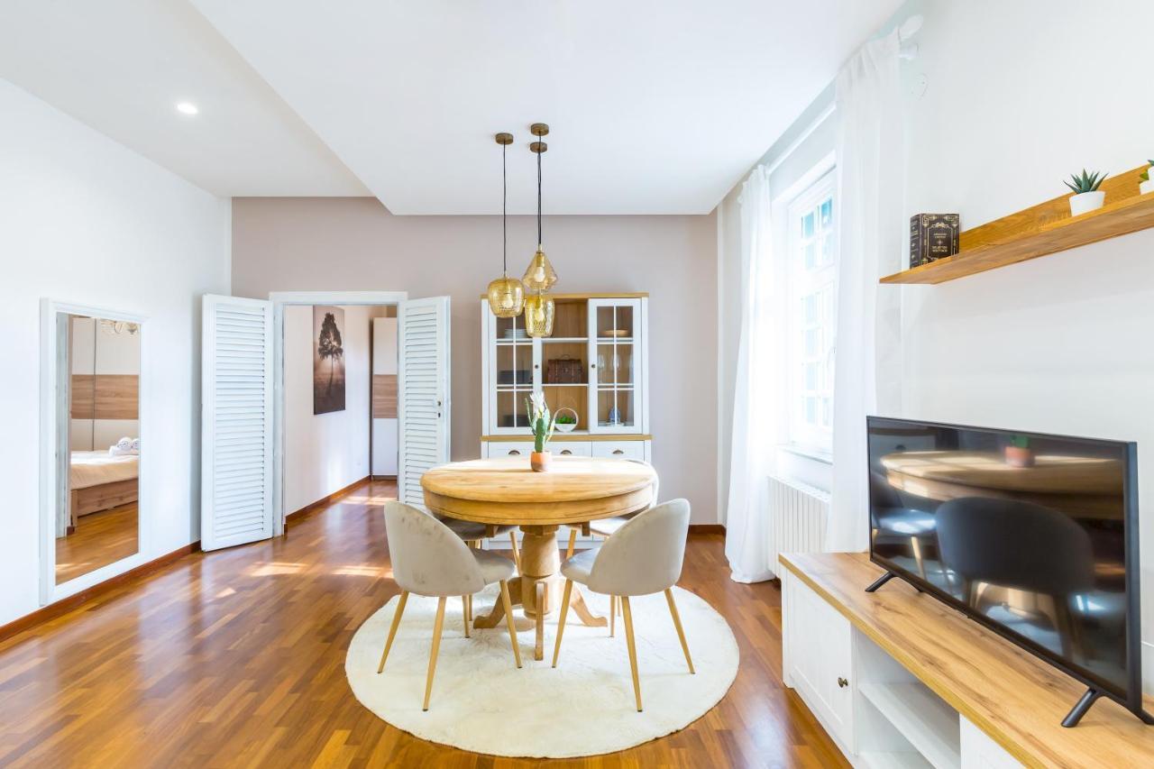 Brancaccio Renewed Apartment By Napoliapartments Εξωτερικό φωτογραφία