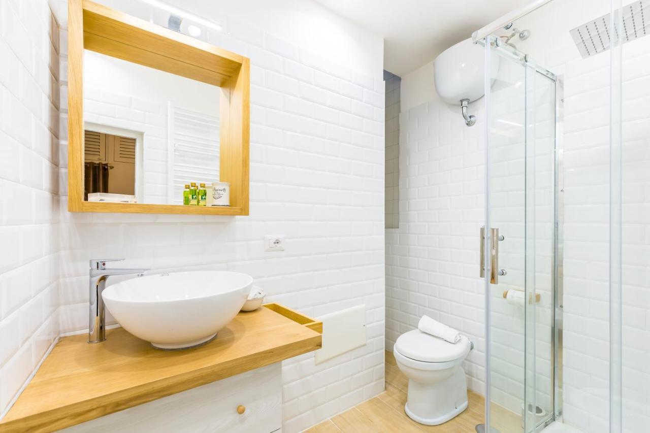 Brancaccio Renewed Apartment By Napoliapartments Εξωτερικό φωτογραφία